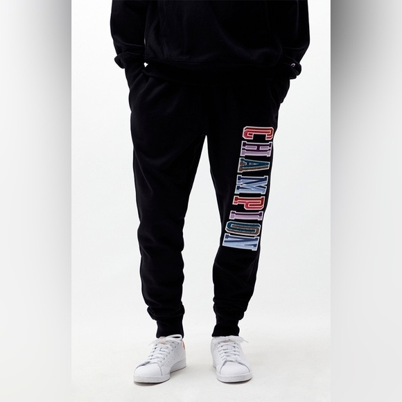 NWT - Champion Pacsun Exclusive - Collegiate Appliqué Pants - size XS - Picture 3 of 7